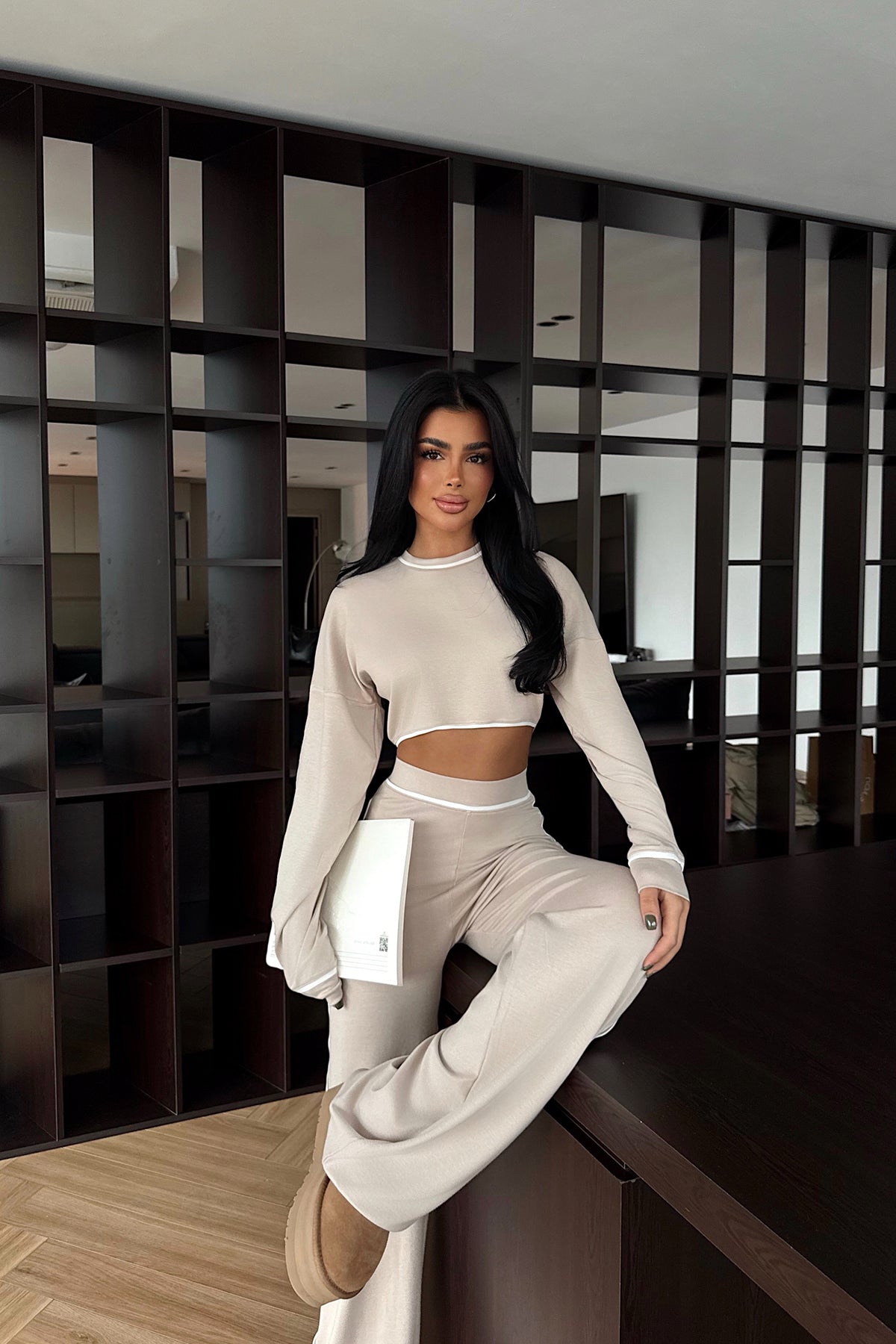 Bej Lorisy Takım 8