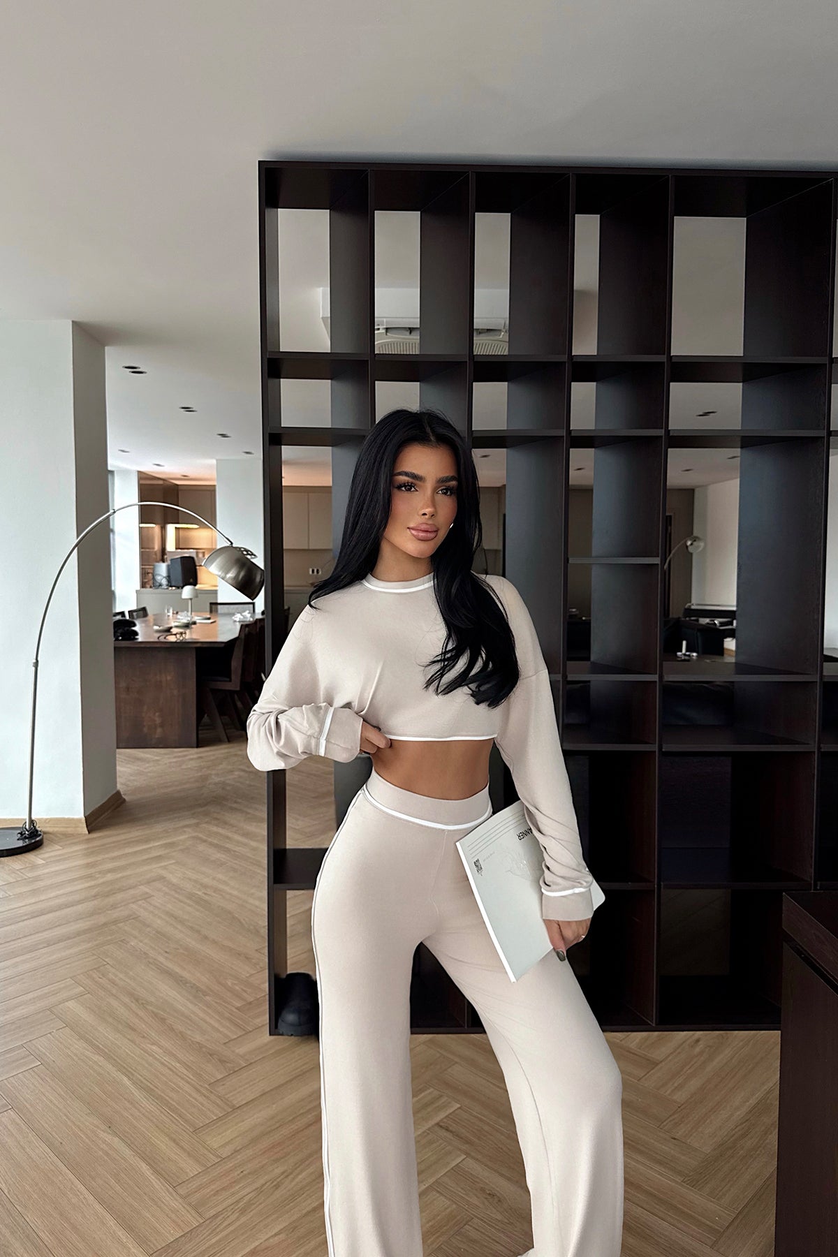 Bej Lorisy Takım 12