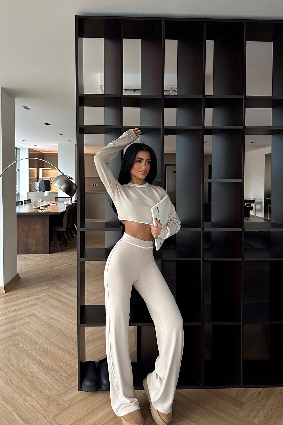 Bej Lorisy Takım 16