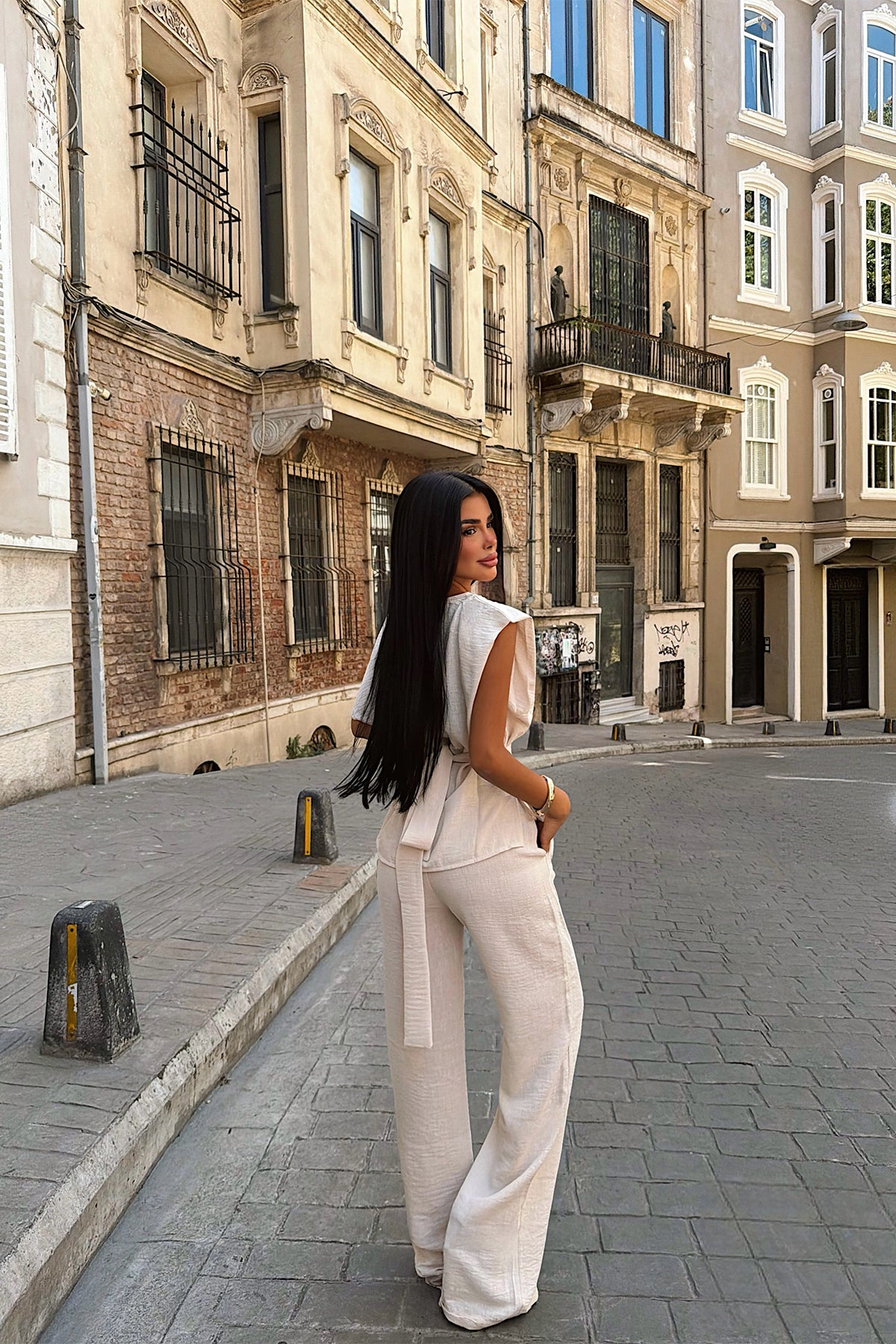 Bej Vatkalı Pantolon Takım 16