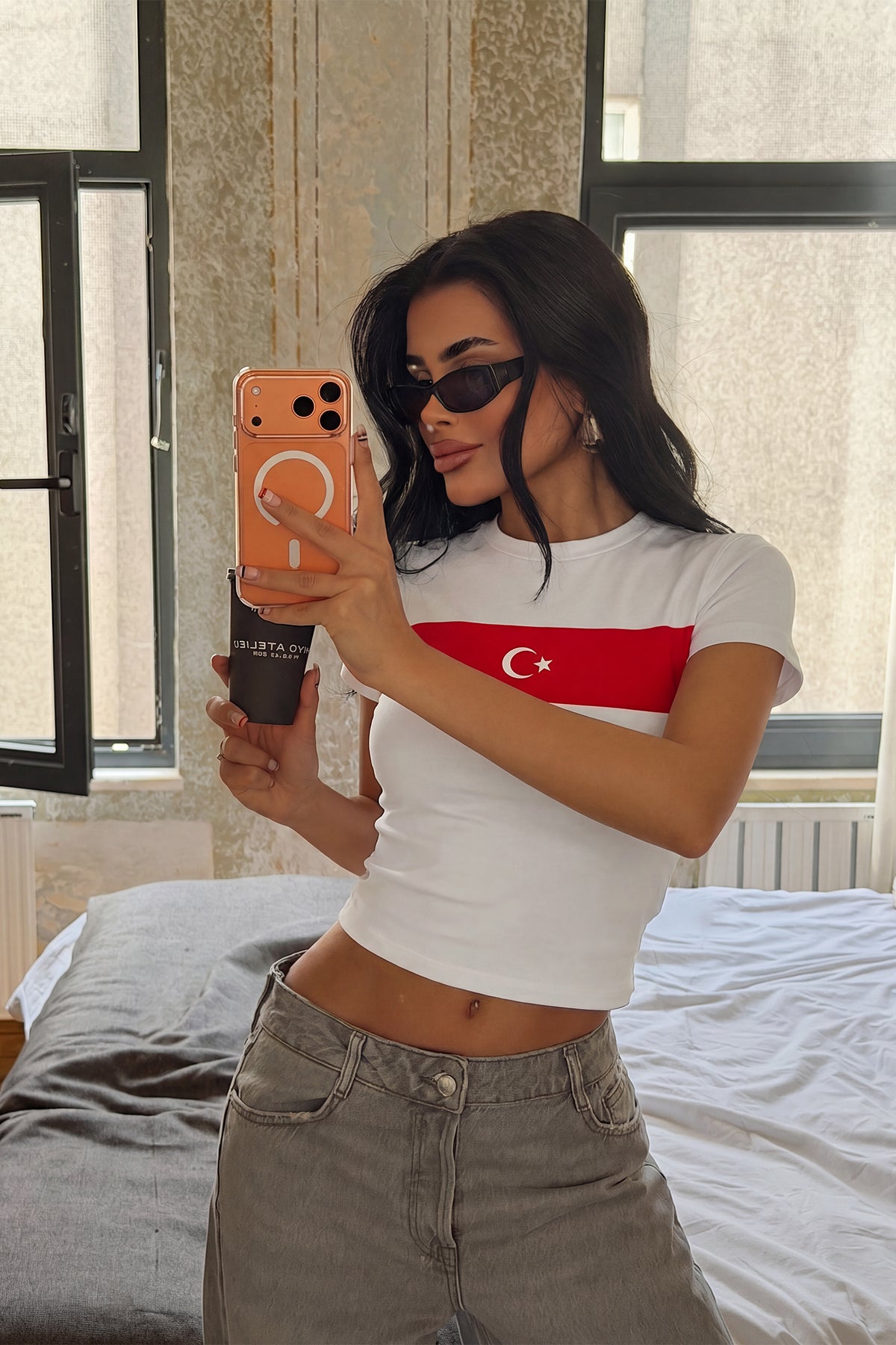 Beyaz Kalpten Ay Yıldız Tshirt 8