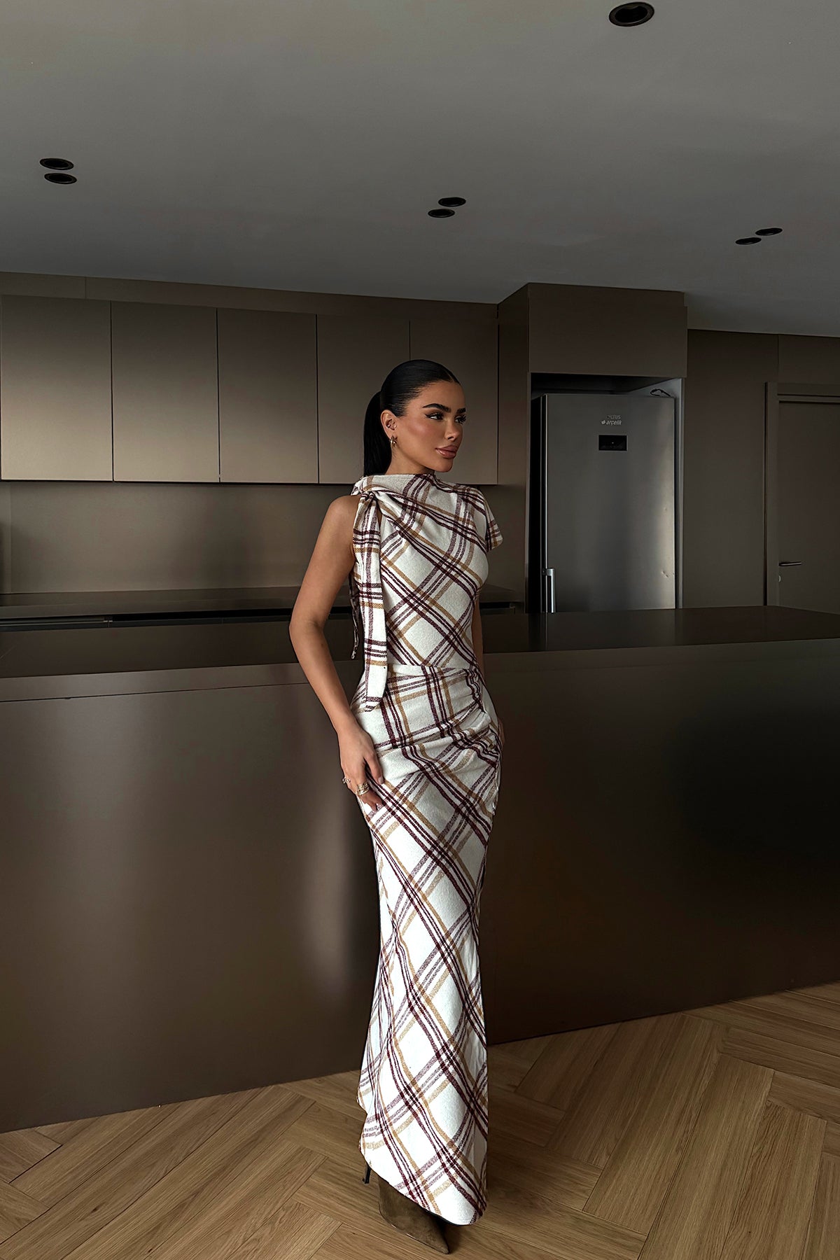 Bordo Aveline Desenli Yırtmaçlı Uzun Elbise 12