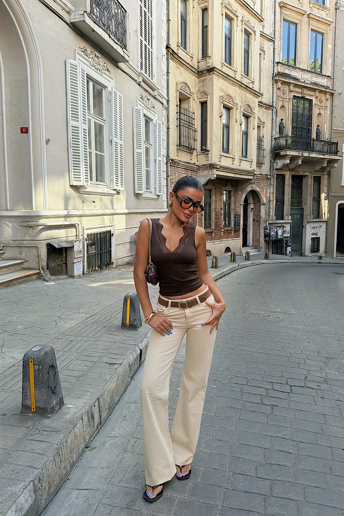 Kahverengi Dantel Detay Crop Top 12