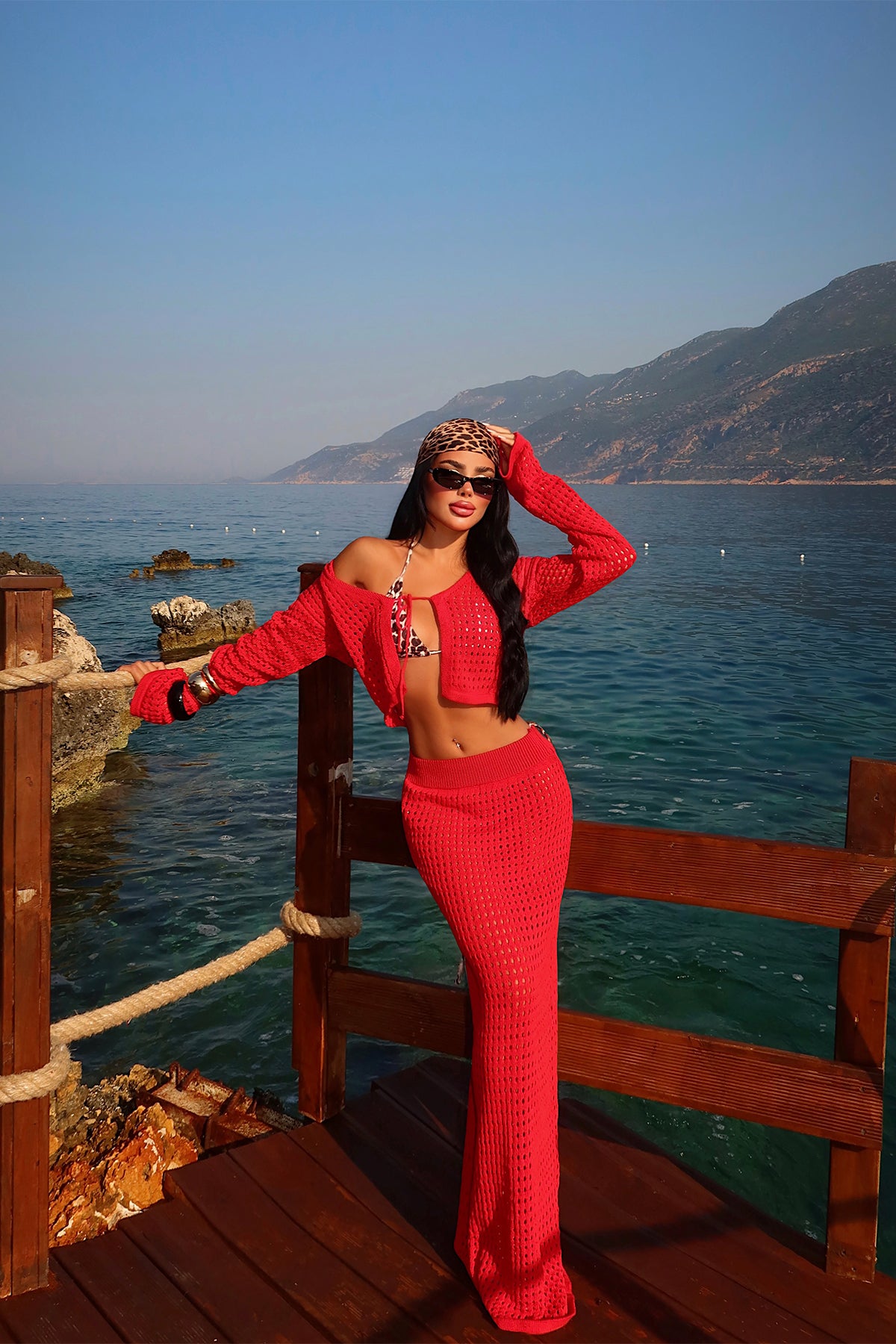 Kırmızı Önden Bağlamalı Etekli Takım 4