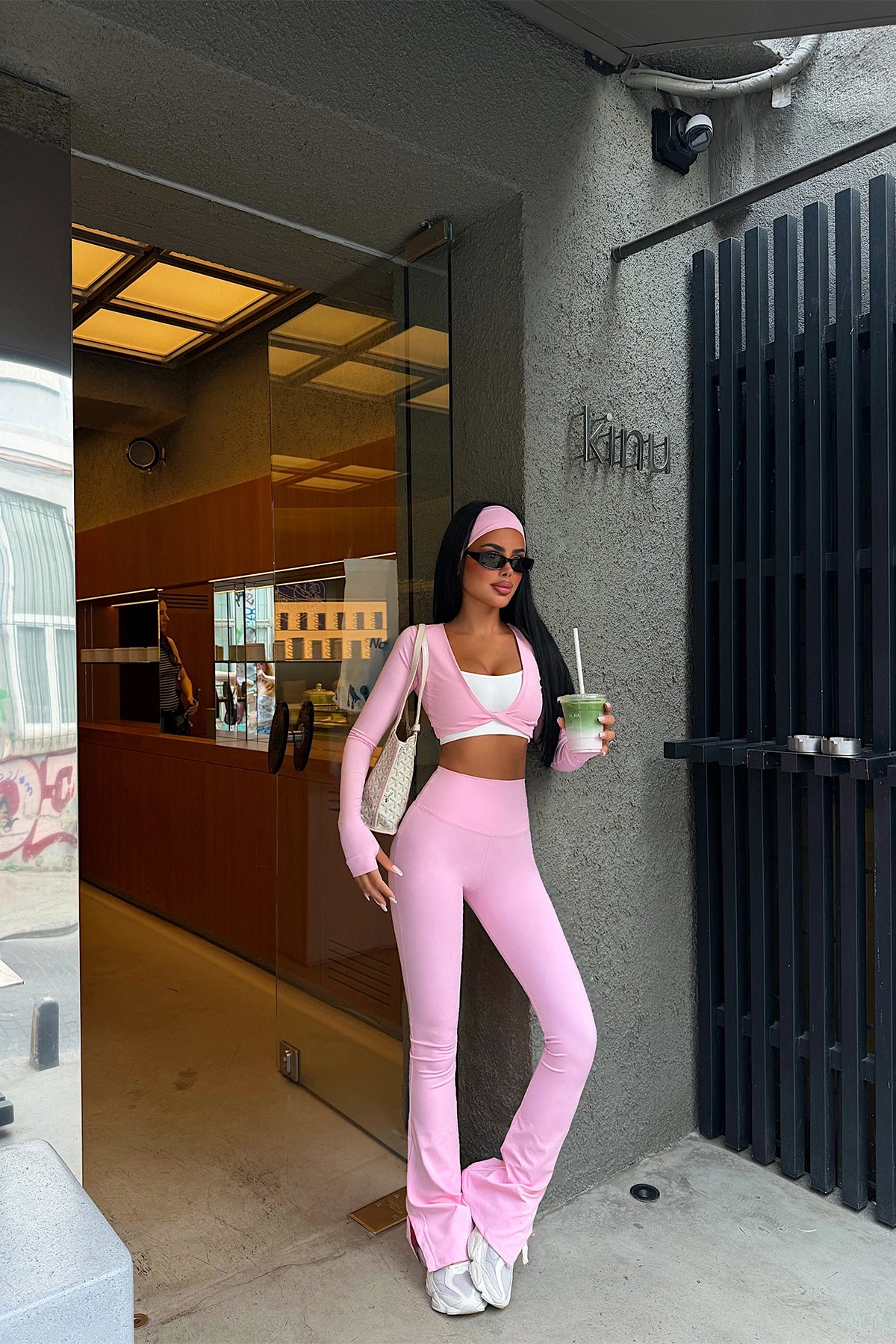 Pembe 4 Lü Pantolonlu Takım 4