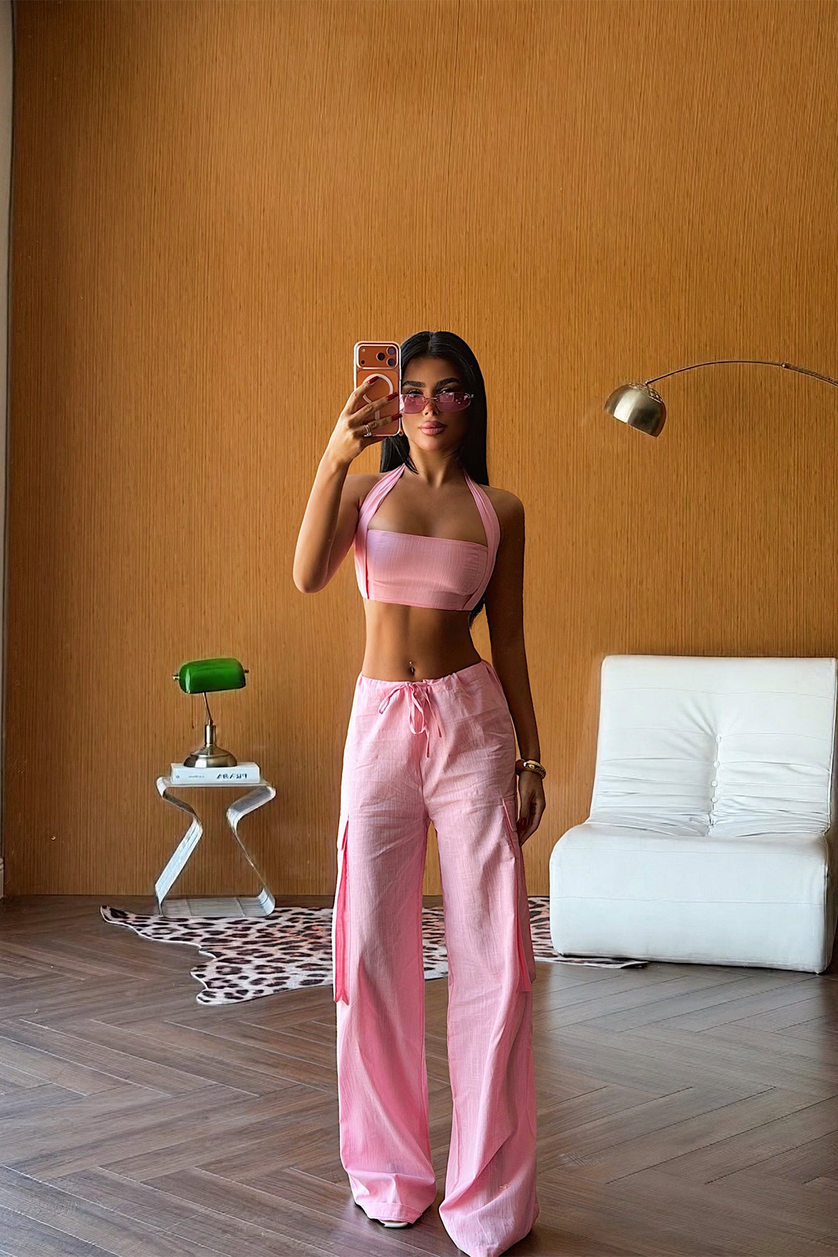 Pembe Pantolonlu Takım 4