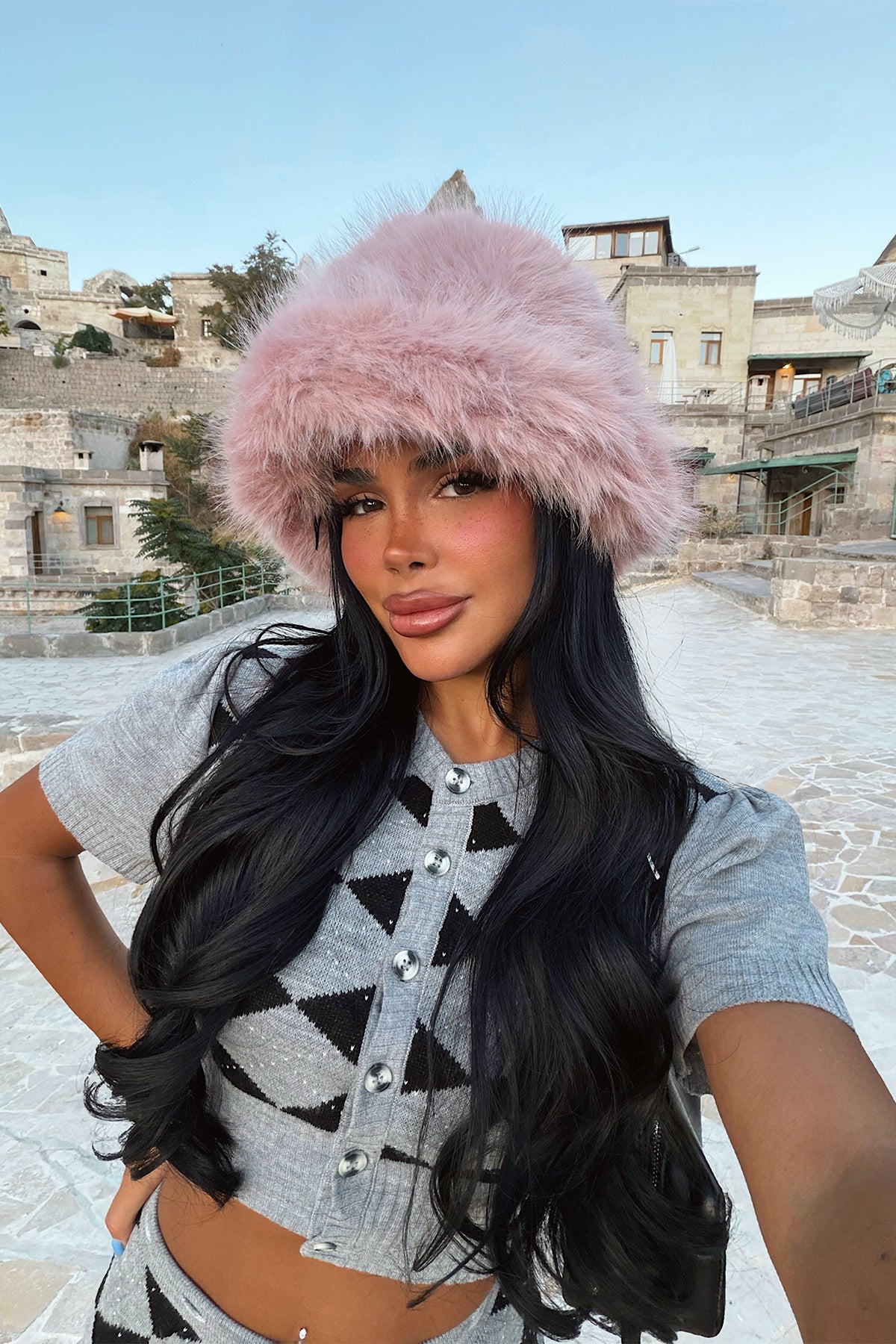 Pembe Peluş Şapka 4