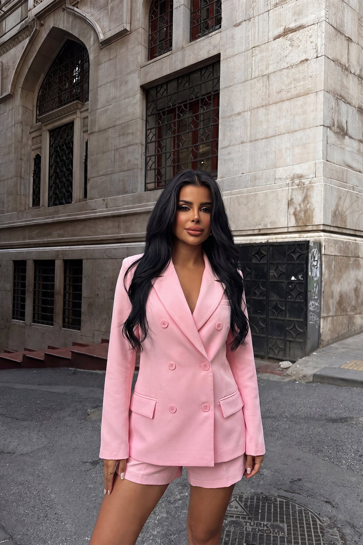 Pembe Şortlu Takım 8