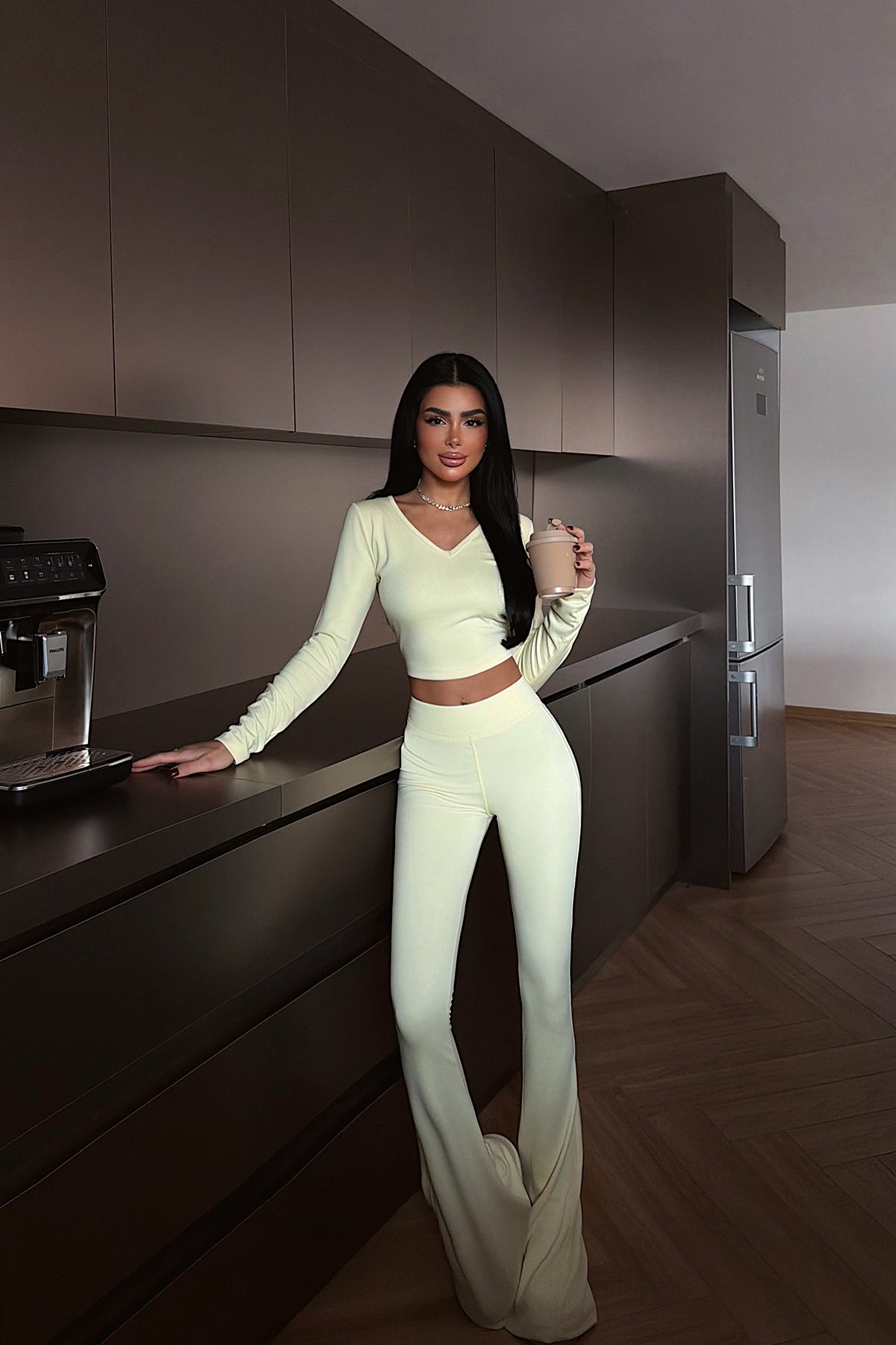 Sarı Monique Takım 12