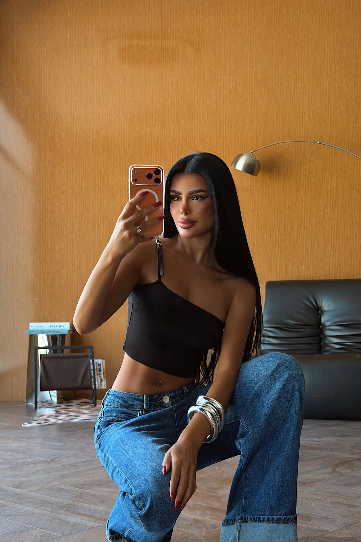 Siyah Kemer Detay Straplez Crop Top 12