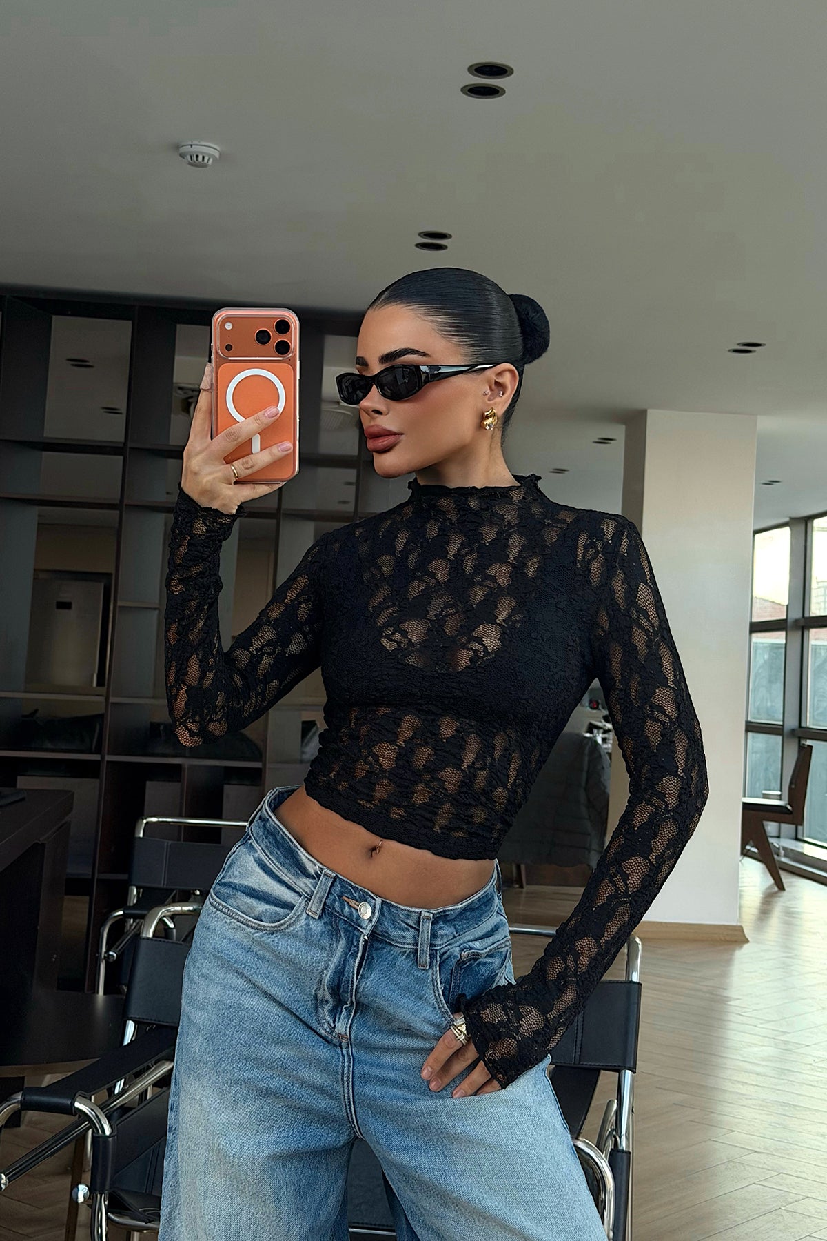 Renk: SİYAH | Siyah Raquel Dantel Transparan Bluz 1