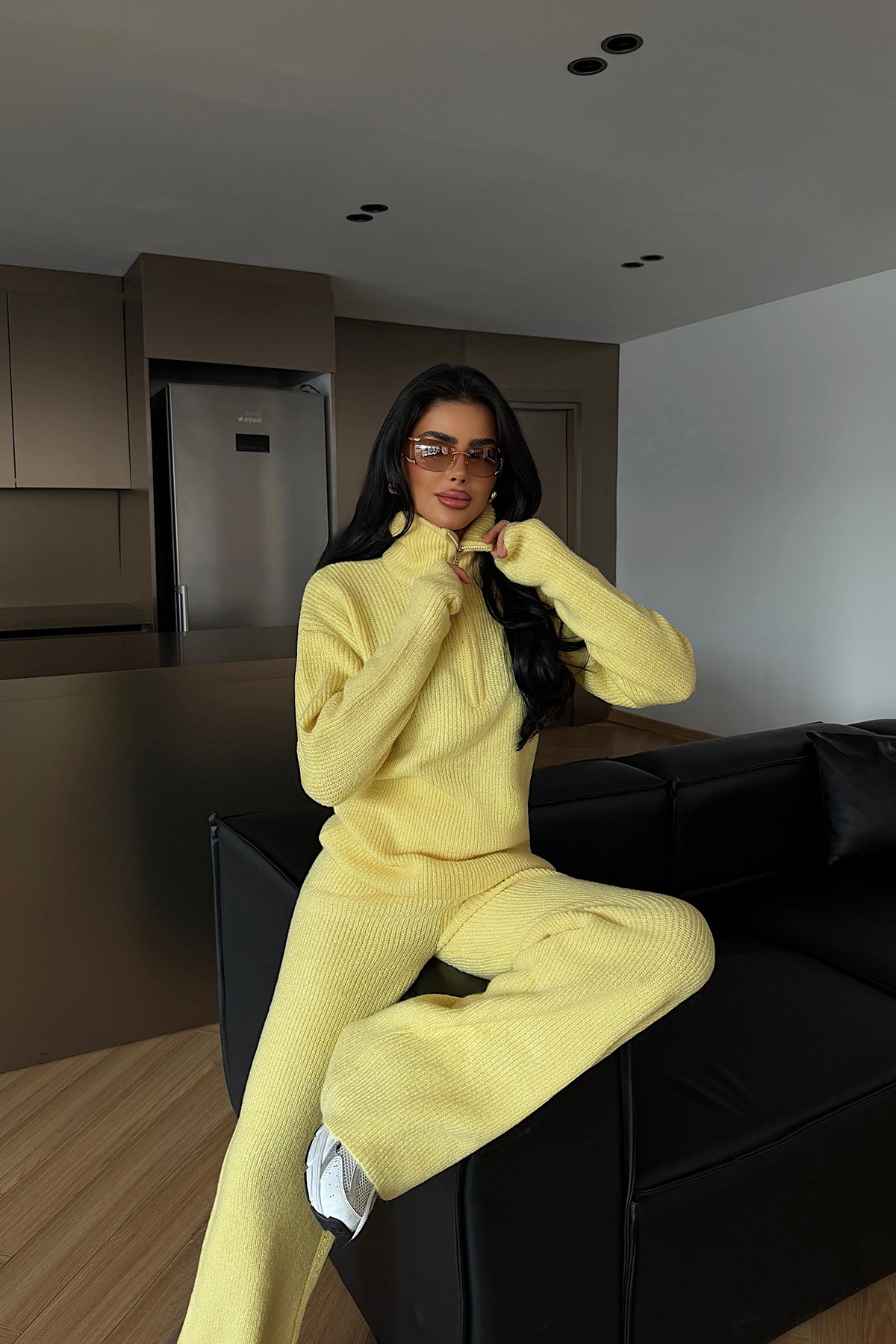 Yellow Zipper Detail Set