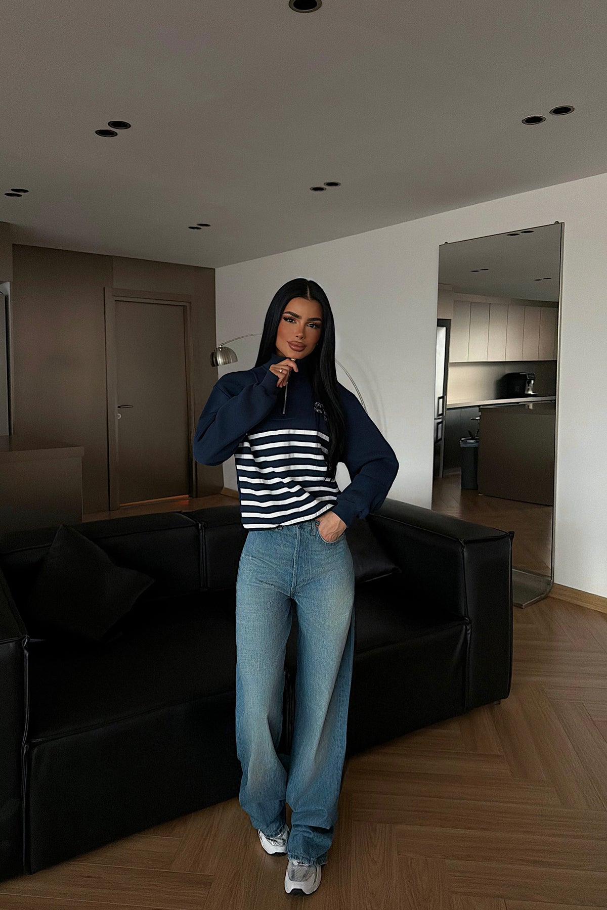 Navy Blue Sweatshirt with New York Print