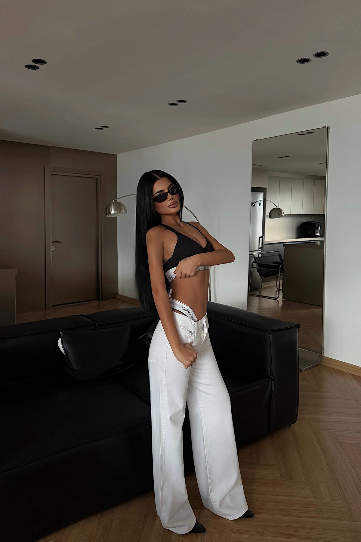White Regular Fit Jeans