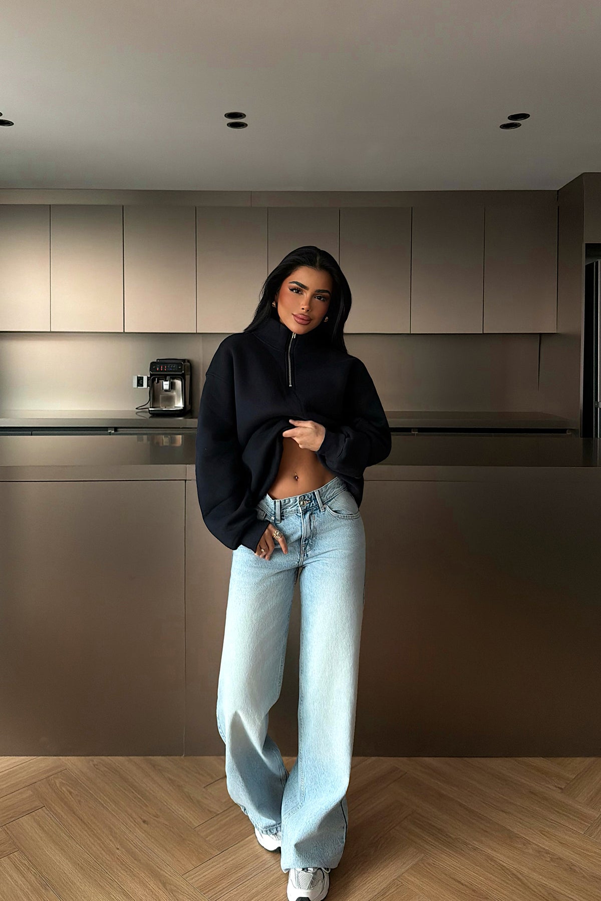 Black Zipper Detail Sweatshirt