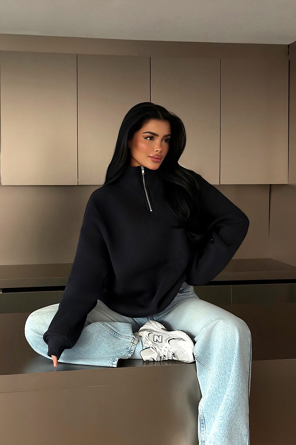 Black Zipper Detail Sweatshirt