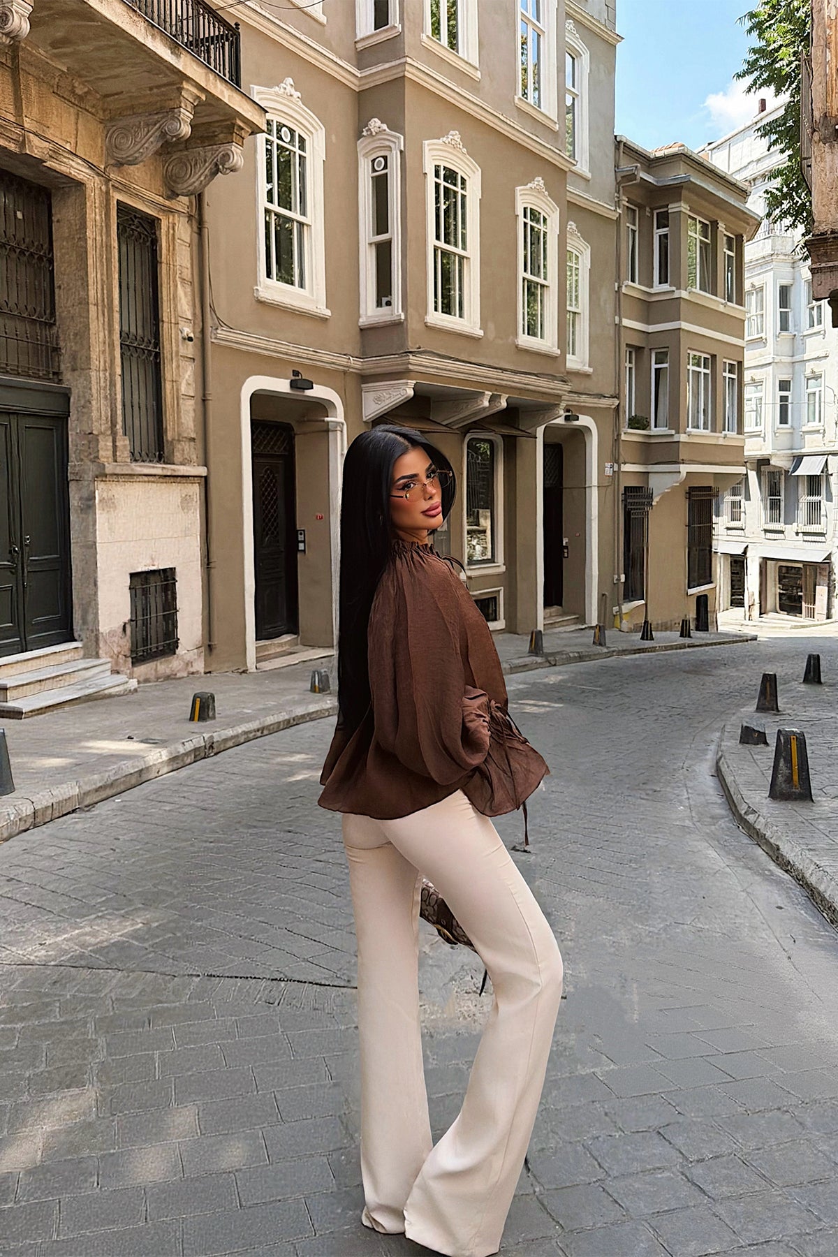 Acı Kahverengi Gite Bağlamalı Bluz 4