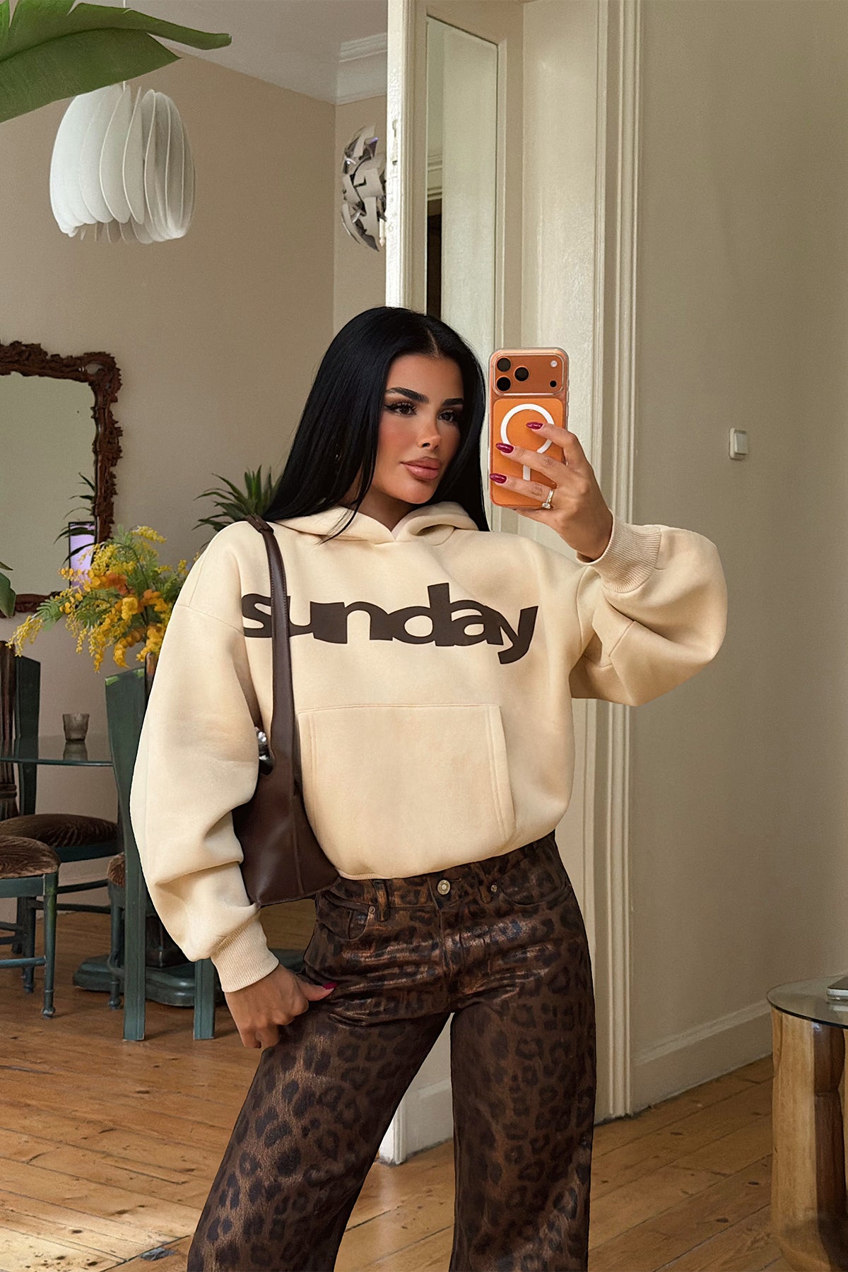 Bej Sunday Yazılı Hoodie 1