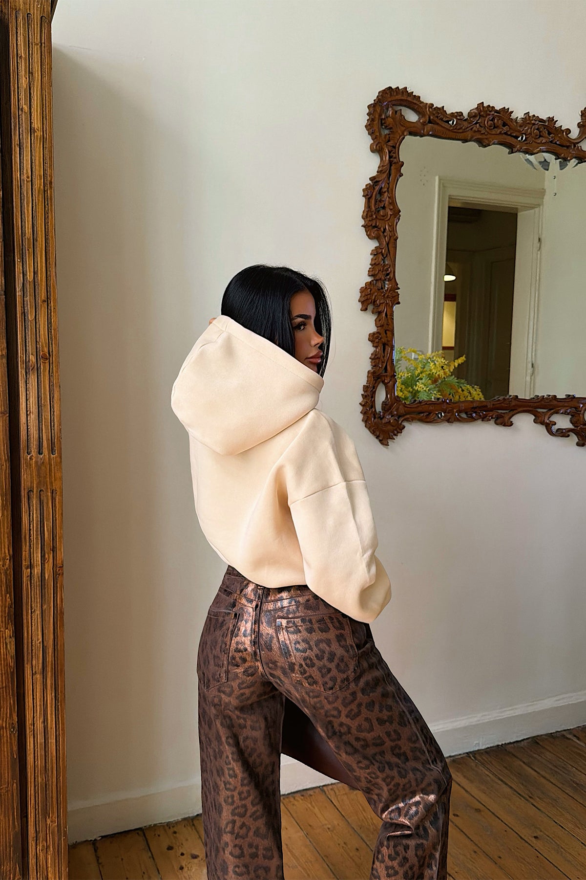 Bej Sunday Yazılı Hoodie 4