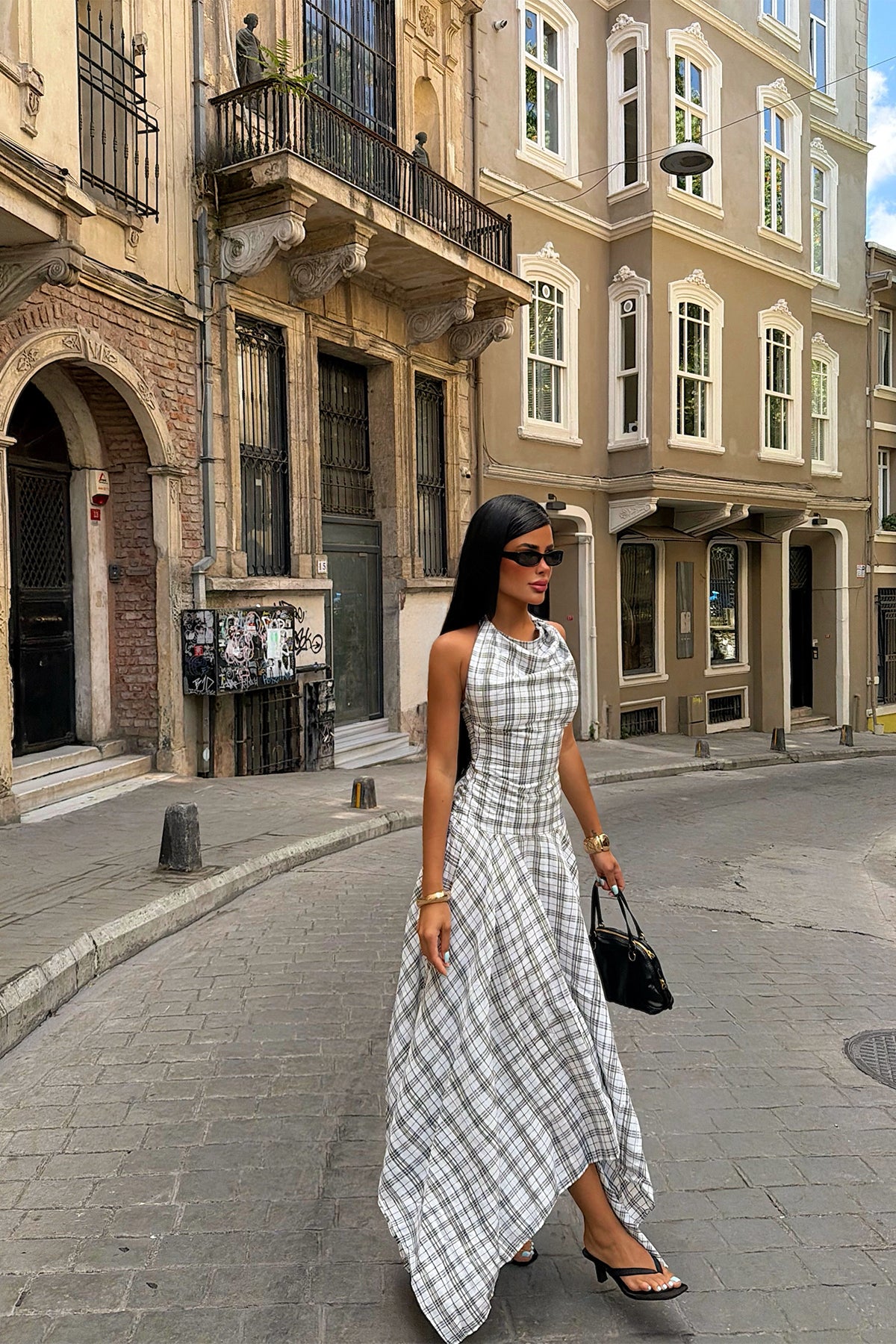 Beyaz Ekose Asimetrik Maxi Elbise 4