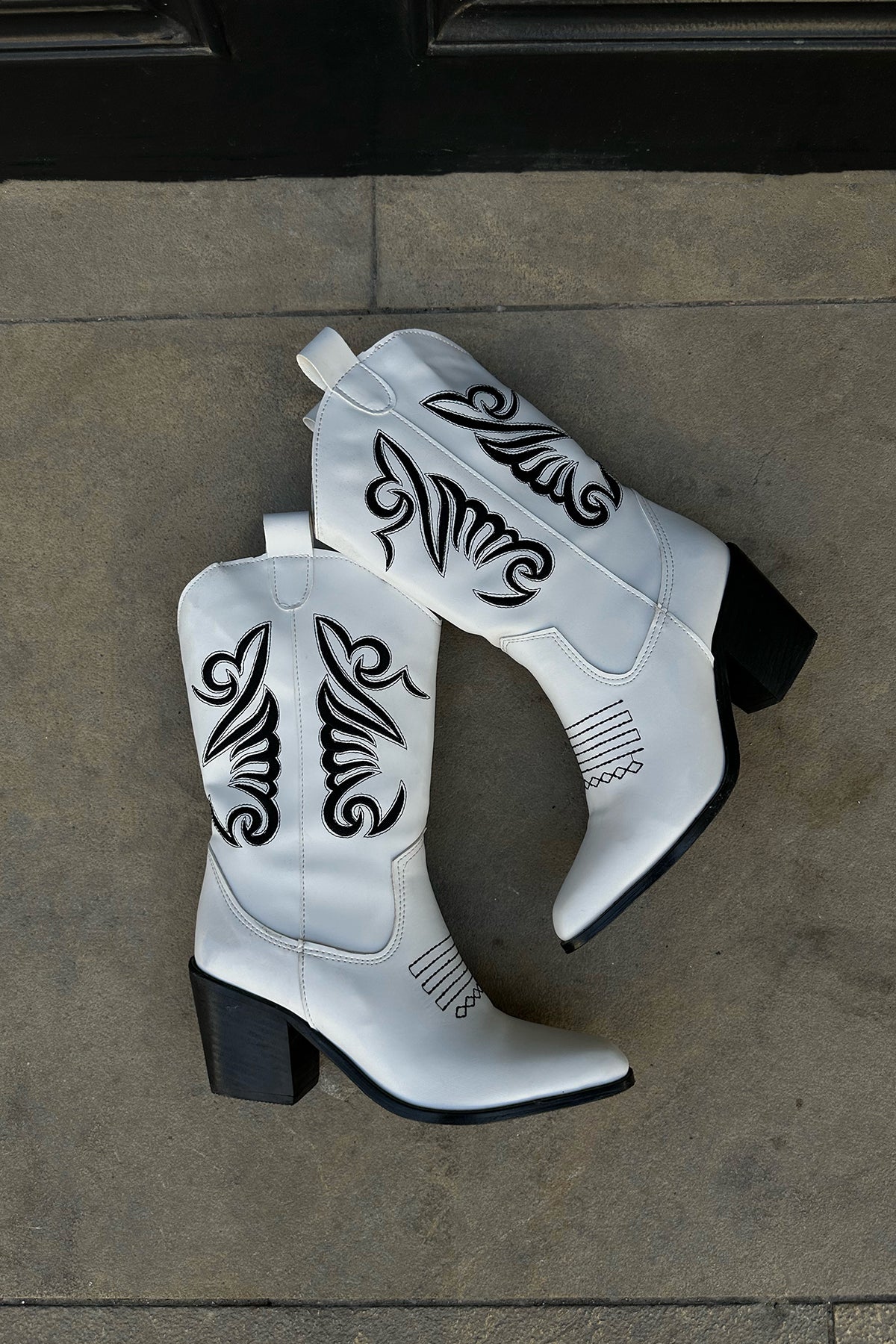 White Embroidery Detail Boots