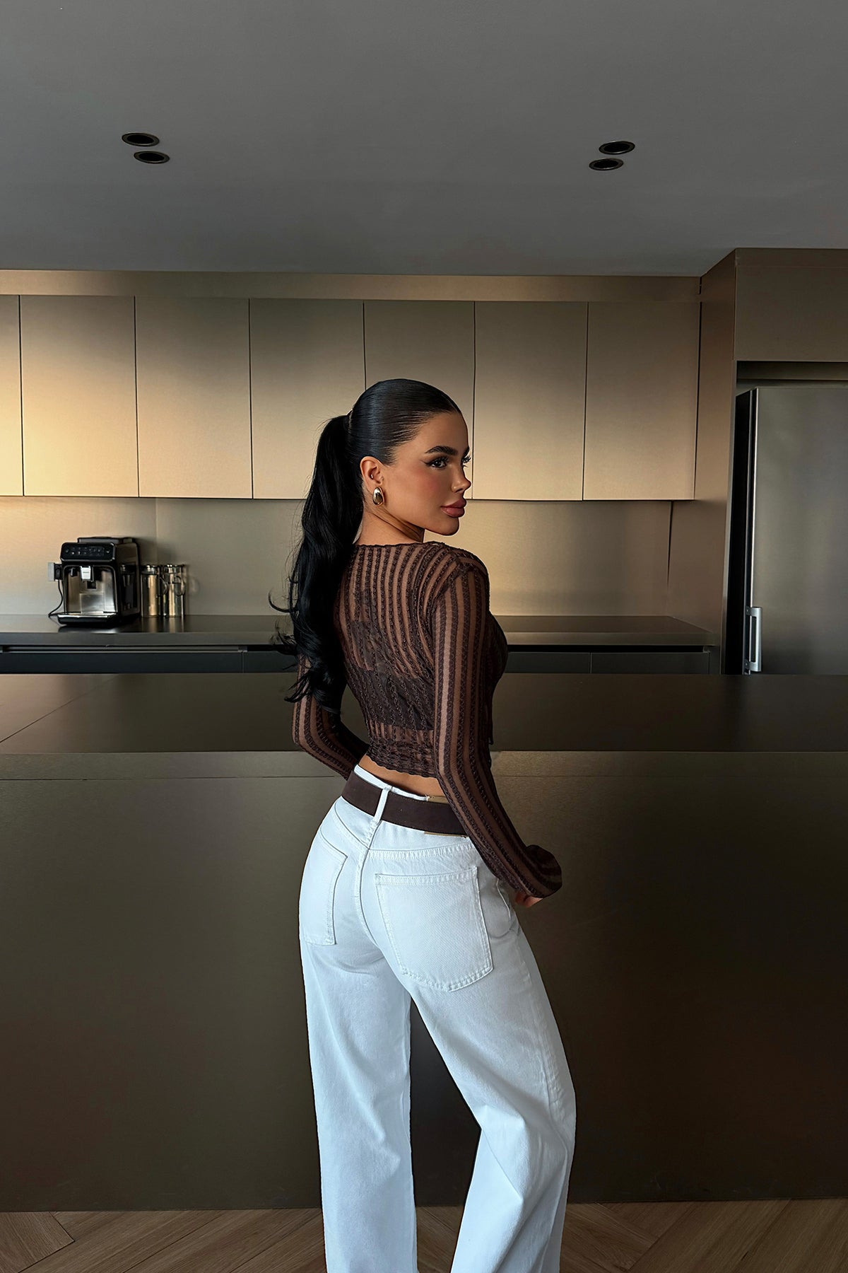 Brown long-sleeved blouse