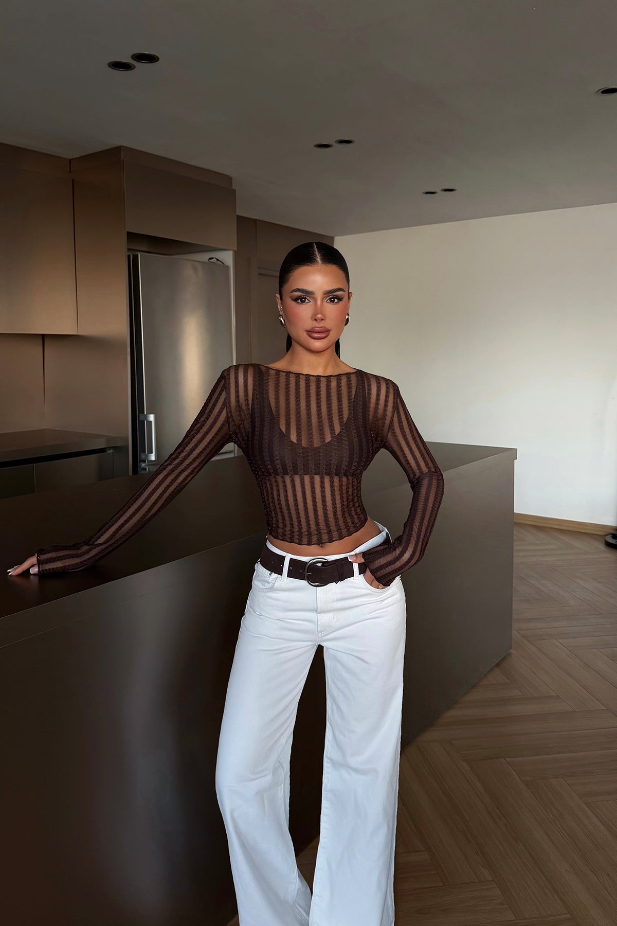 Brown long-sleeved blouse