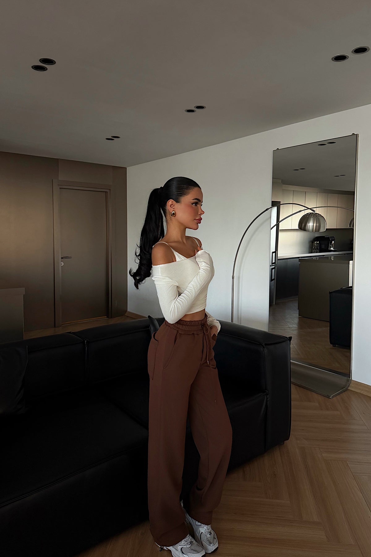Brown Tie-Up Sweatpants