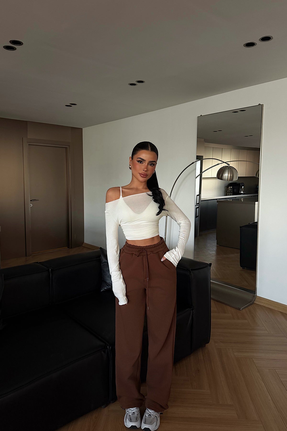 Brown Tie-Up Sweatpants