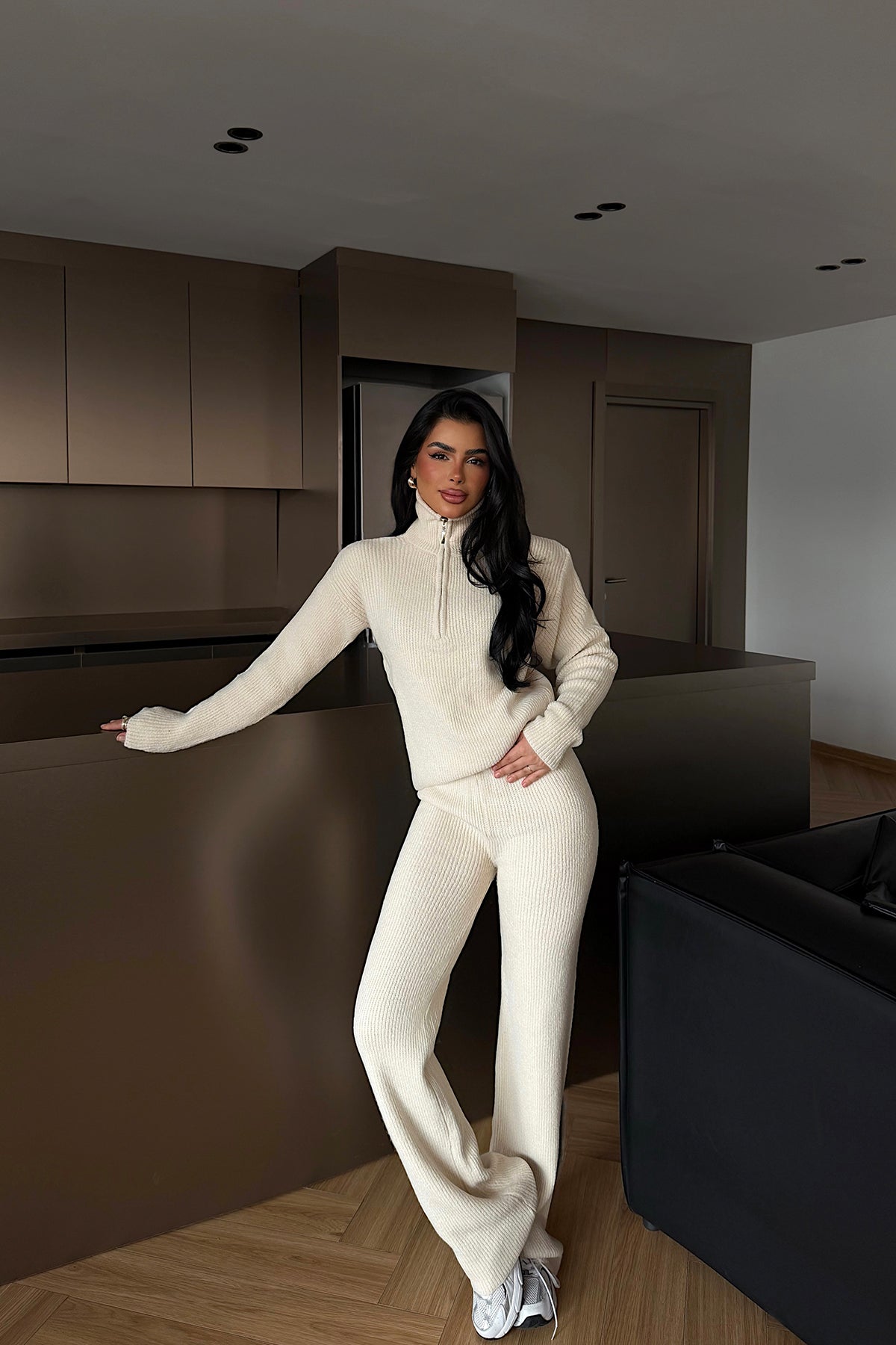 Cream Zipper Detail Suit