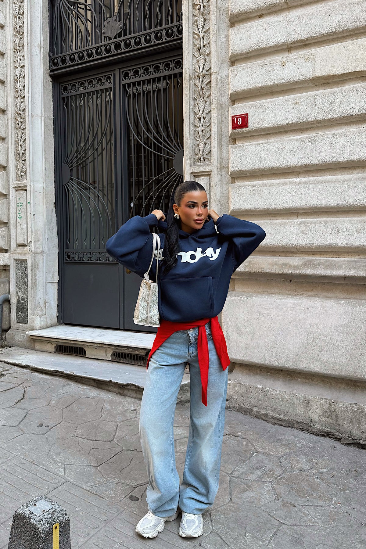 İndigo Sunday Yazılı Hoodie 2