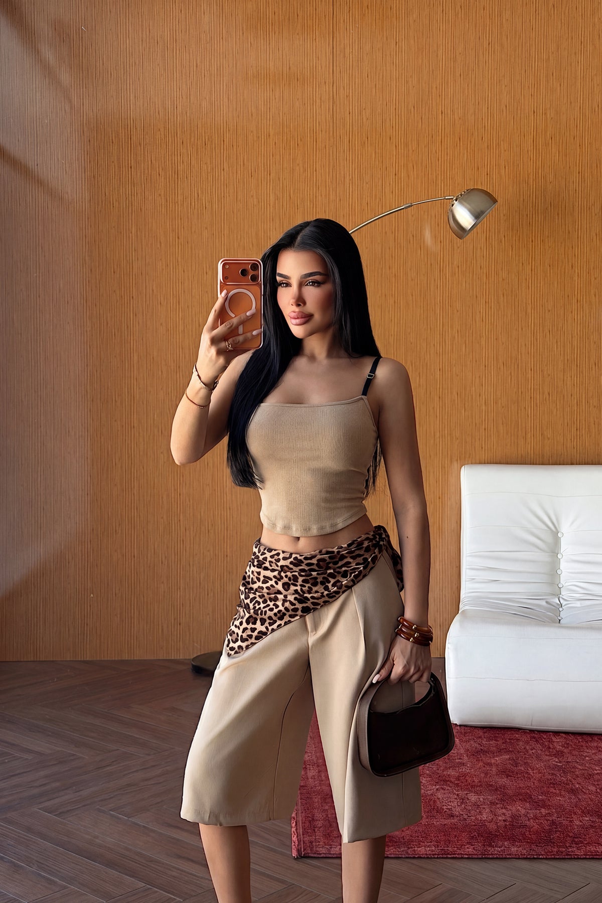Krem Kemer Detay Straplez Crop Top 4