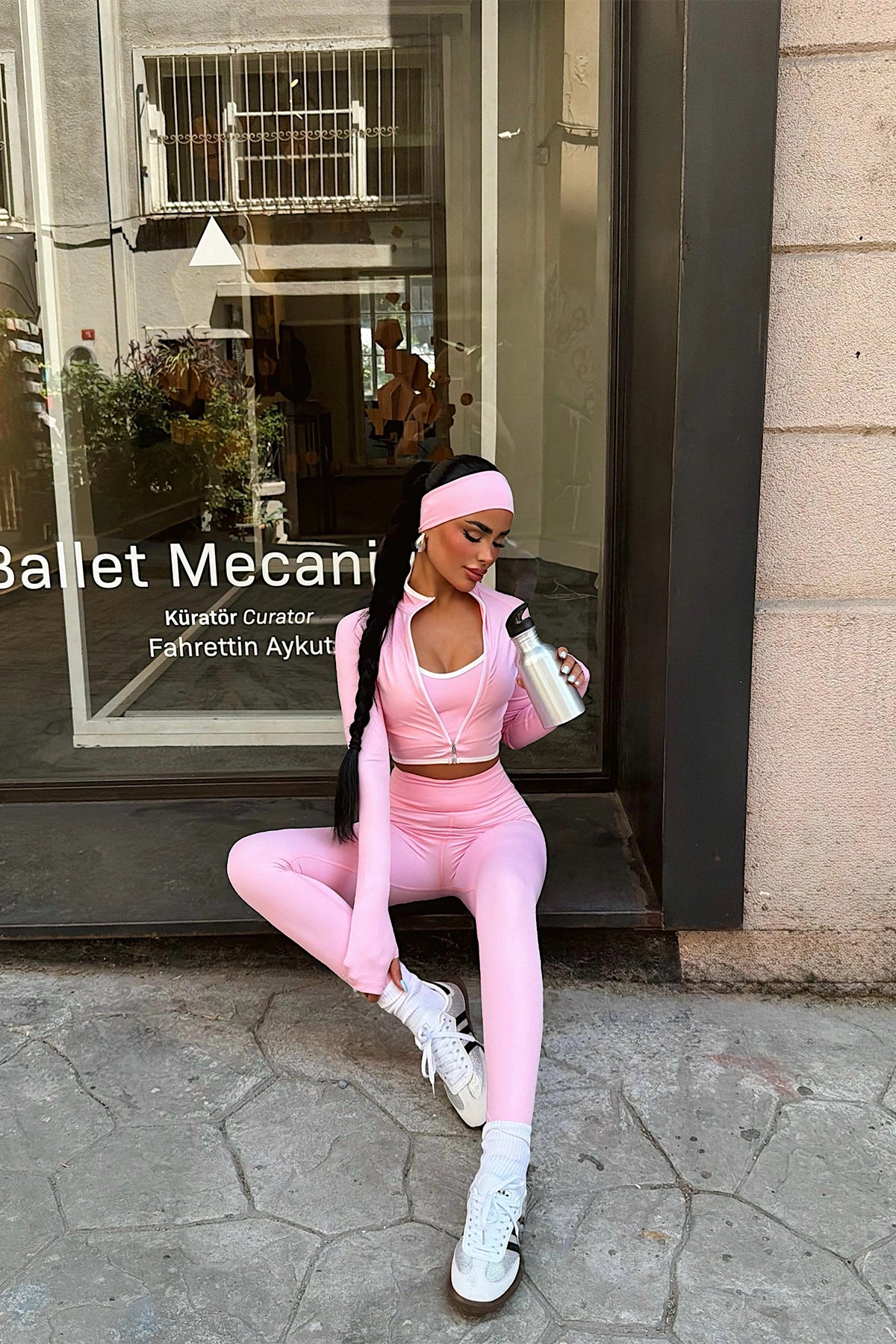 Pembe Pantolonlu 4'lü Takım 8