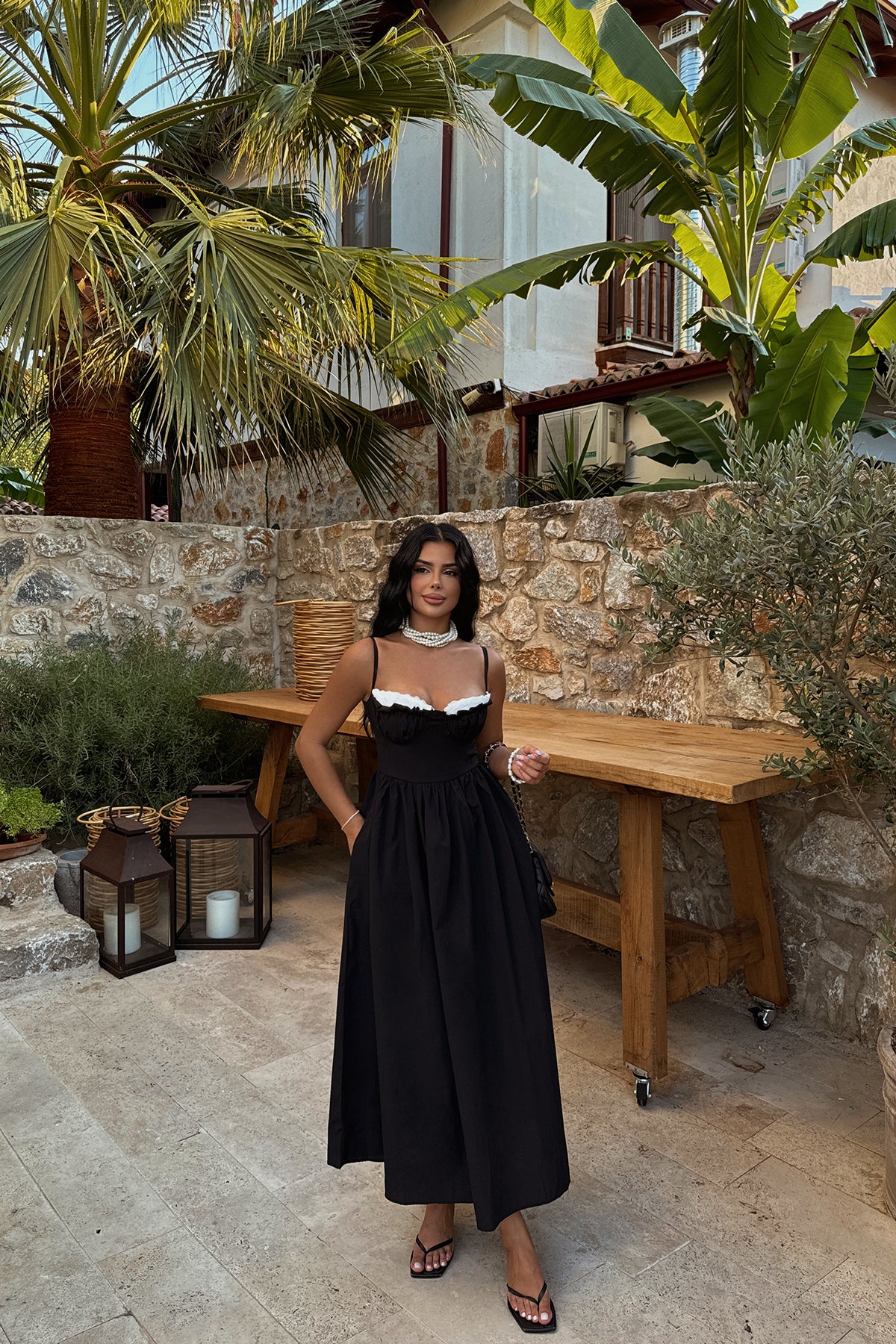 Siyah Madella Askılı Midi Elbise 24