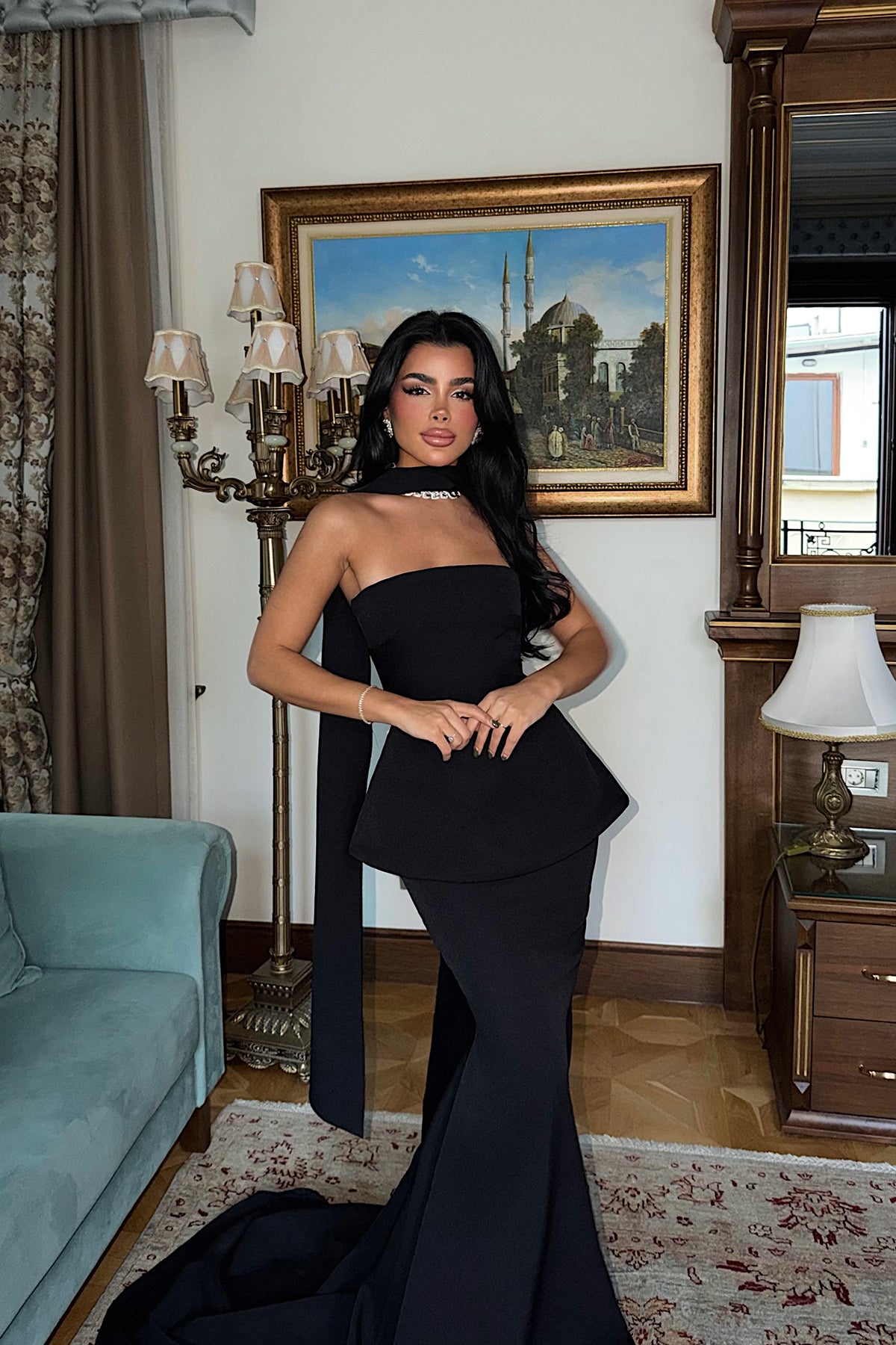 Siyah Benedita Uzun Fularlı Elbise 8